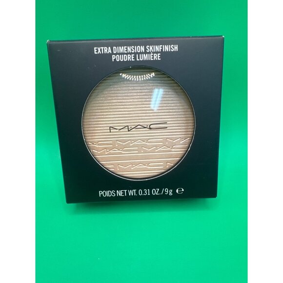 MAC Extra Dimension Skinfinish Highlighter 